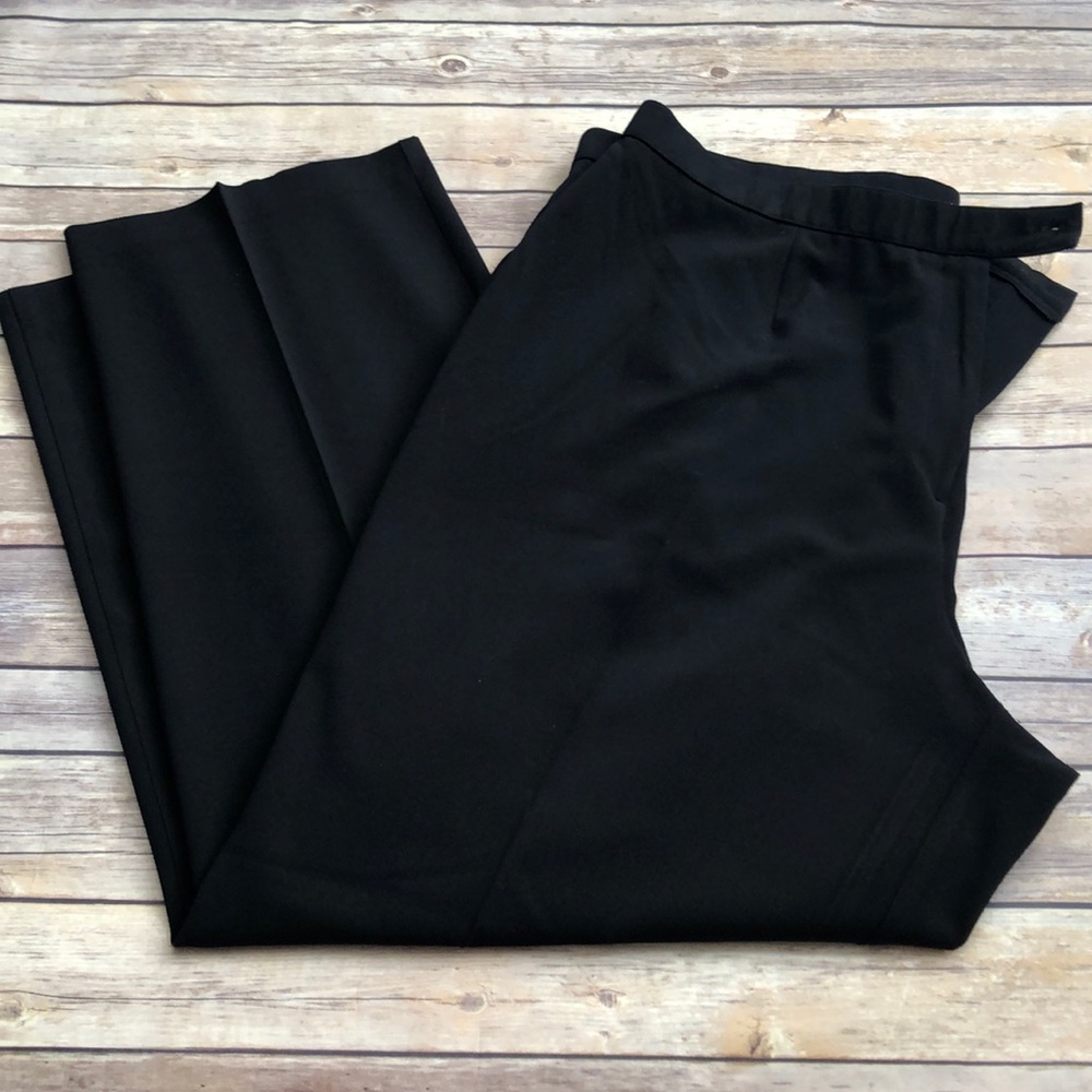 JM Collection black dress pants.
